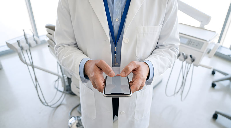 smartphone statt spezialkamera bei der zahnfarbbestimmung?